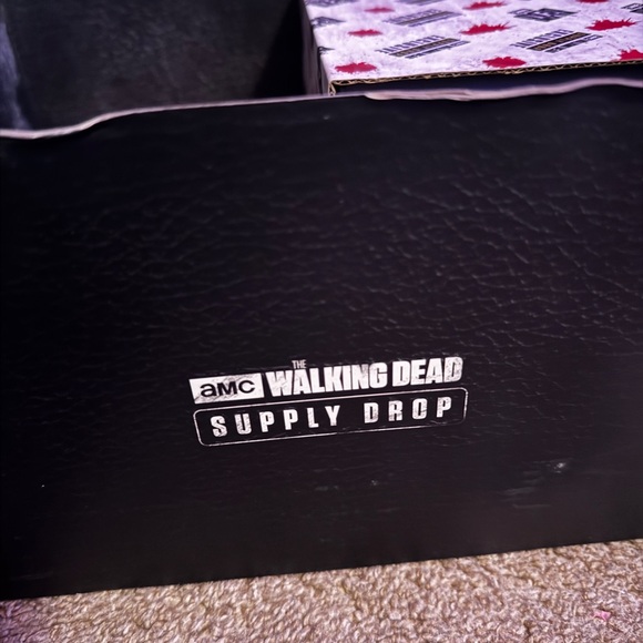 AMC The Walking Dead Supply Drop Collectible Box - Picture 4 of 12